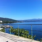 Lapov, Beautiful View, Private Free Parking דירה *