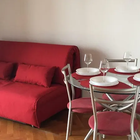 Lapov, Beautiful View, Private Free Parking Ičići